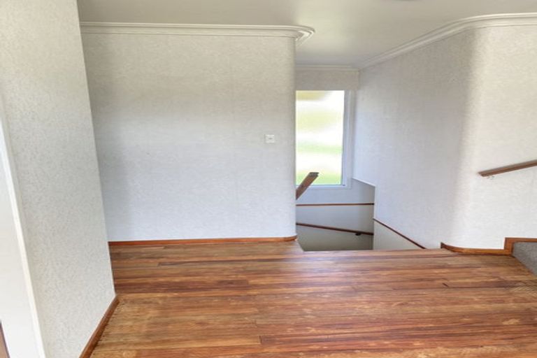 Photo of property in 10 Chedworth Avenue, Chedworth, Hamilton, 3210