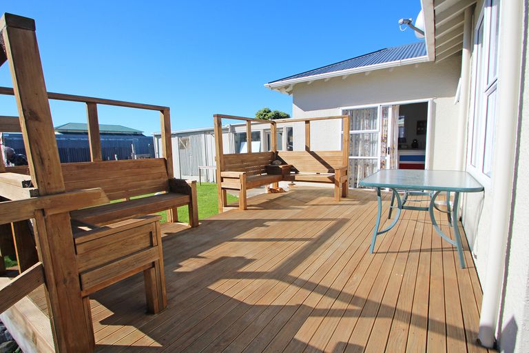 Photo of property in 18 Lynn Street, Oamaru North, Oamaru, 9400