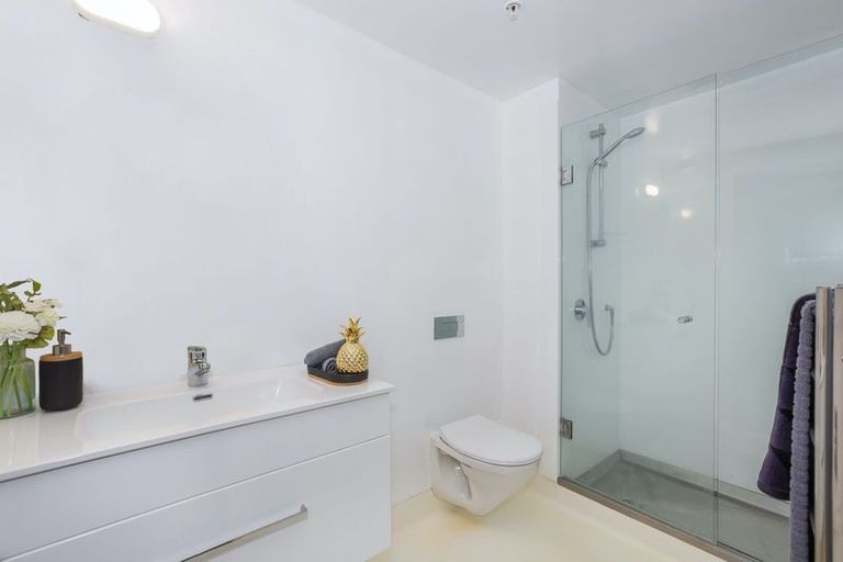 Photo of property in St Pauls Apartments, 44/43 Mulgrave Street, Thorndon, Wellington, 6011
