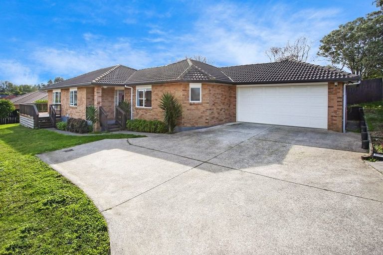 Photo of property in 12 Prado Drive, Pukekohe, 2120