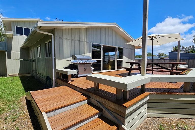 Photo of property in 618 Matarangi Drive, Matarangi, Whitianga, 3592