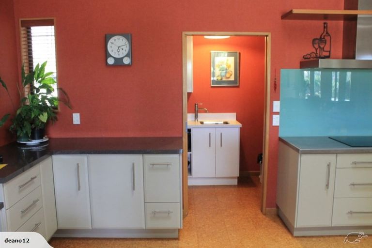 Photo of property in 77 Kyle Road, Waipukurau, 4281