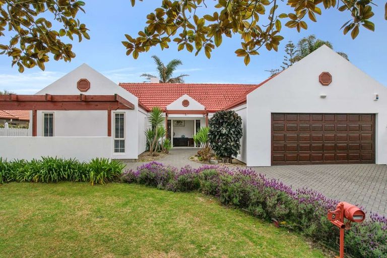 Photo of property in 5 Nautilus Drive, Papamoa Beach, Papamoa, 3118