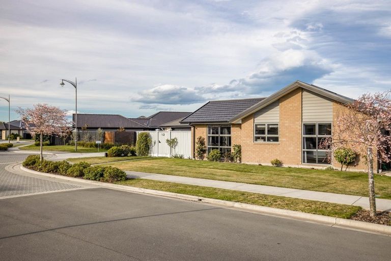 Photo of property in 12 Wootton Place, Kaiapoi, 7630