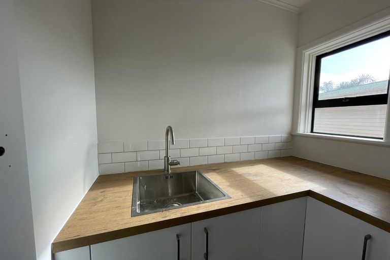 Photo of property in 8 Blenheim Street, Taradale, Napier, 4112