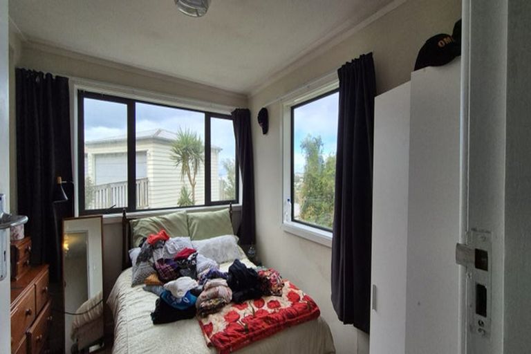 Photo of property in 5 Monarch Avenue, Hillcrest, Auckland, 0627