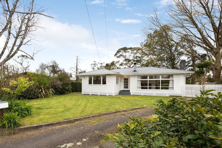 Photo of property in 11 Keitha Place, Glenview, Hamilton, 3206