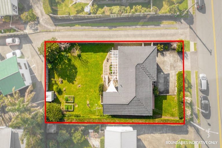 Photo of property in 90 Deep Creek Road, Torbay, Auckland, 0630