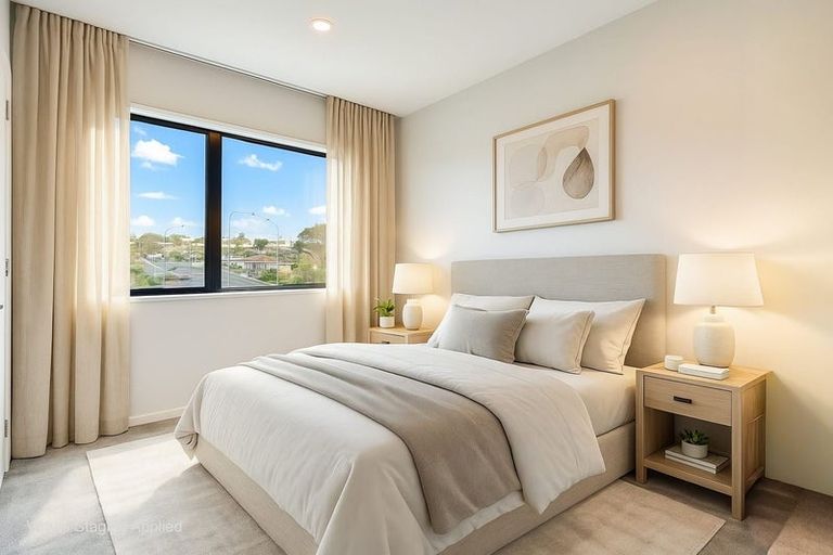 Photo of property in 2/155 Te Atatu Road, Te Atatu South, Auckland, 0610