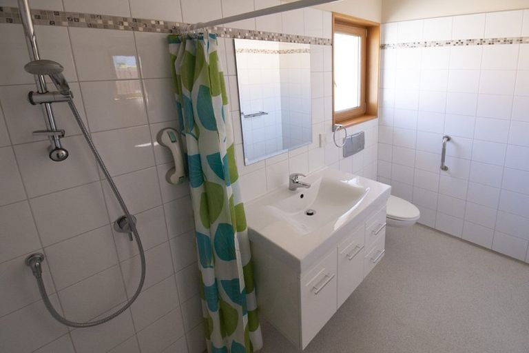 Photo of property in 1/10 Petrie Street, Richmond, Christchurch, 8013