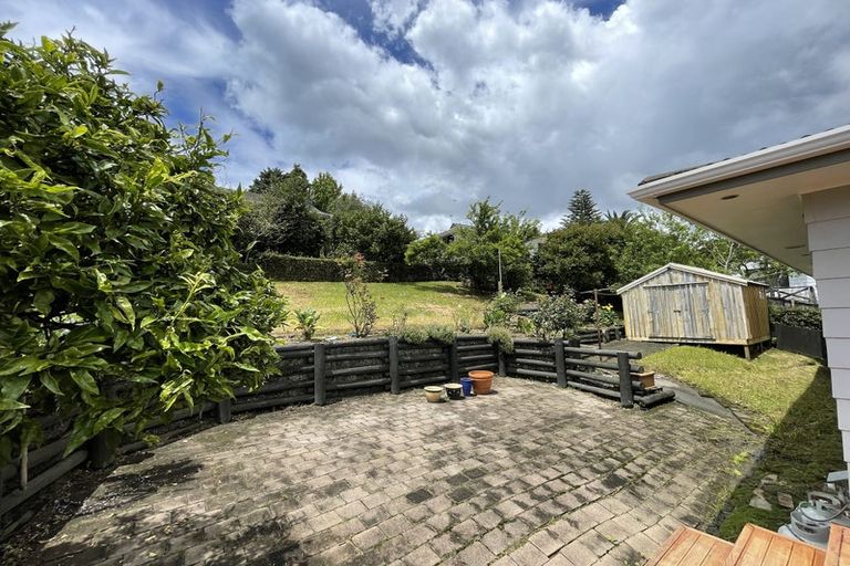 Photo of property in 19 Squirrel Lane, Browns Bay, Auckland, 0630