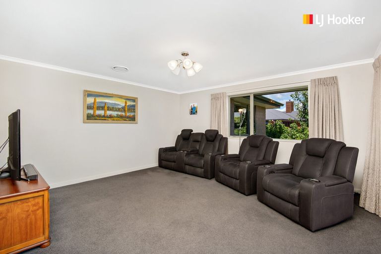Photo of property in 17 Watt Street, Mosgiel, 9024