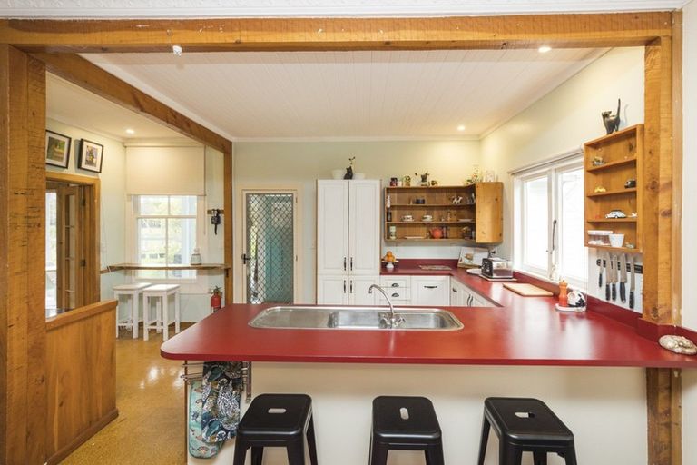 Photo of property in 259 Kahuterawa Road, Linton, Palmerston North, 4472