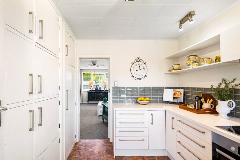 Photo of property in 36c Lucknow Road, Havelock North, 4130