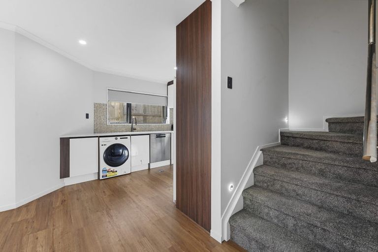 Photo of property in 7/72 Howe Street, Howick, Auckland, 2014