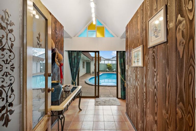 Photo of property in 122 Edinburgh Street, Pukekohe, 2120