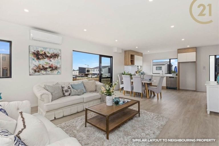 Photo of property in 10 Crestview Rise, Papakura, 2110