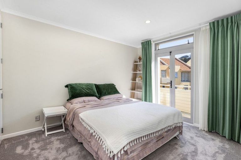 Photo of property in Marrakech Cafe, 35/305 Evans Bay Parade, Hataitai, Wellington, 6021