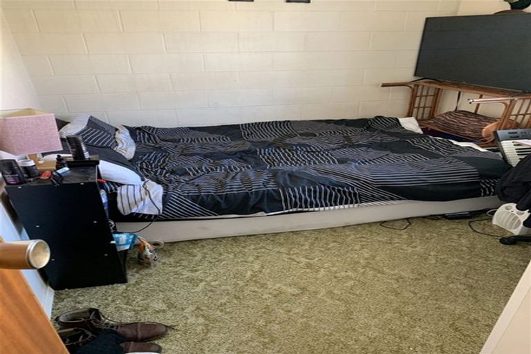 Photo of property in 2/11 Division Street, Riccarton, Christchurch, 8041