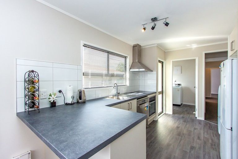 Photo of property in 102 Homedale Street, Pukehangi, Rotorua, 3015