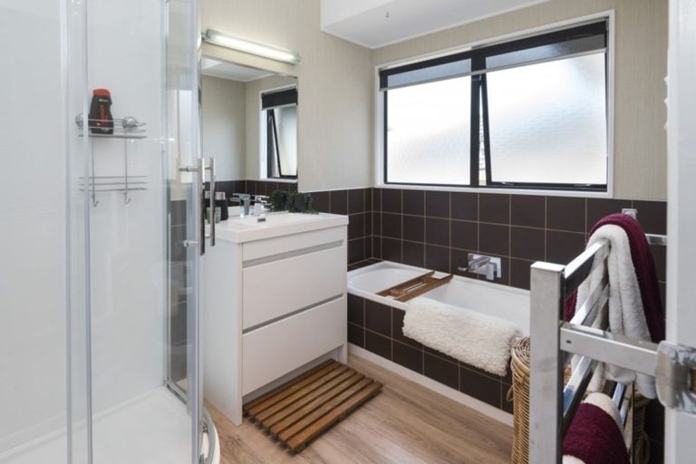 Photo of property in 47 Simmental Crescent, Somerville, Auckland, 2014