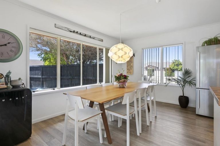 Photo of property in 20 Koro Mews, Papamoa Beach, Papamoa, 3118