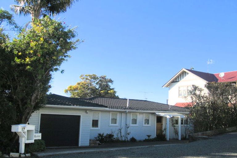 Photo of property in 17 Hukarere Road, Bluff Hill, Napier, 4110