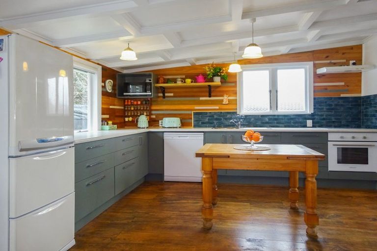 Photo of property in 36 Robinson Street, Foxton, 4814