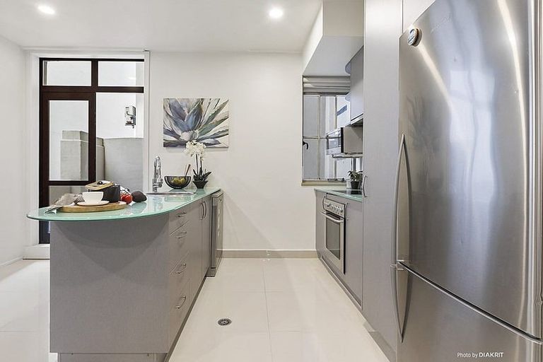 Photo of property in The Quay, 2/332b2 Lambton Quay, Wellington Central, Wellington, 6011