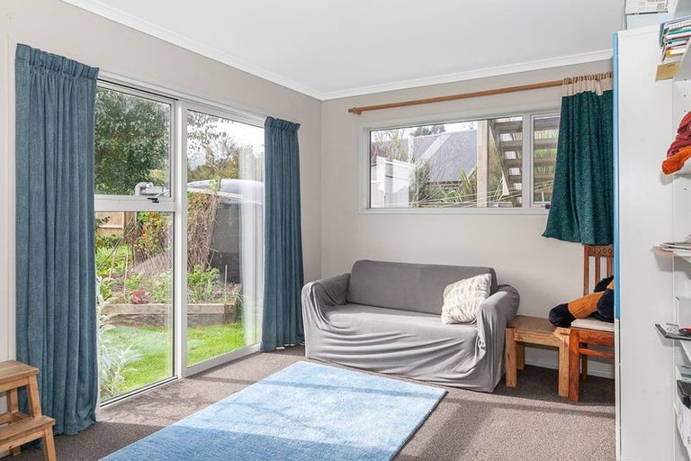 Photo of property in 2 Toiora Place, Takaka, 7110