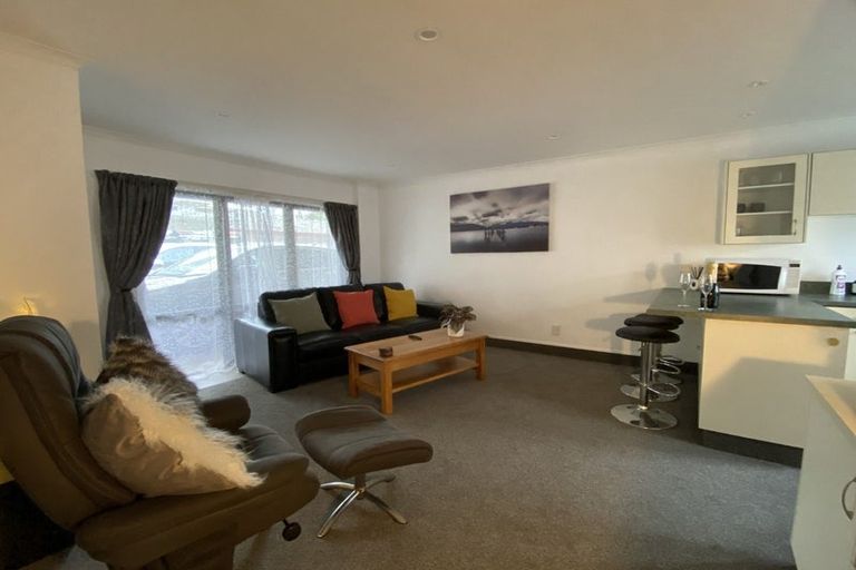 Photo of property in 483 Marine Parade, Napier South, Napier, 4110