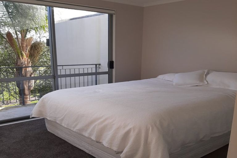 Photo of property in 49 Alverna View, Gulf Harbour, Whangaparaoa, 0930