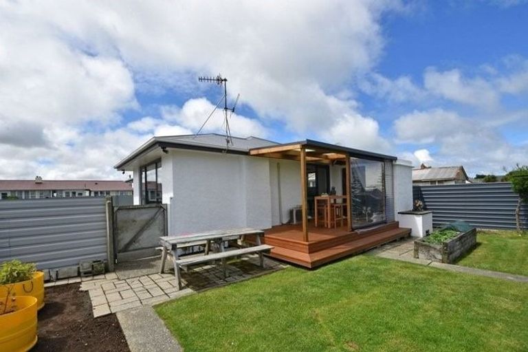 Photo of property in 9 Manapouri Street, Strathern, Invercargill, 9812