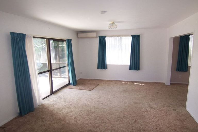 Photo of property in 68 Neill Street, Hornby, Christchurch, 8042