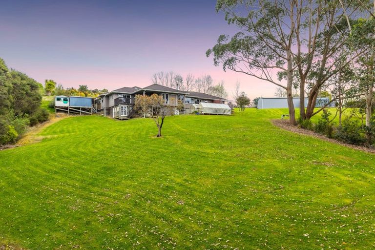Photo of property in 158 Judge Richardson Drive, Opaheke, Papakura, 2584