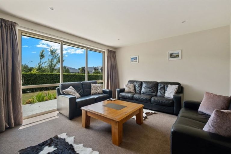 Photo of property in 9 Stonebrook Drive, Wanaka, 9305