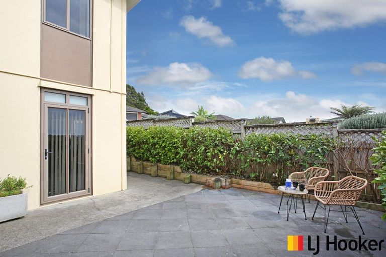 Photo of property in 12 Merlot Lane, Pukekohe, 2120