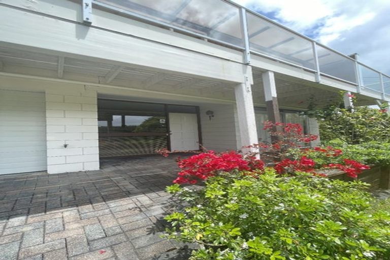 Photo of property in 15 Penning Road, Milford, Auckland, 0620