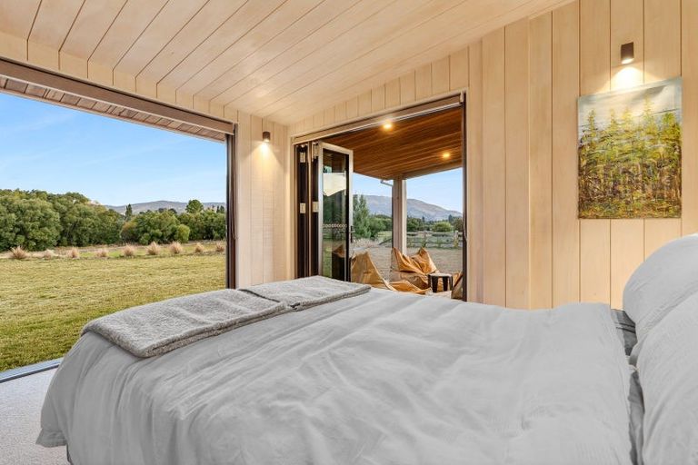 Photo of property in 2/19 Monteith Road, Albert Town, Wanaka, 9382