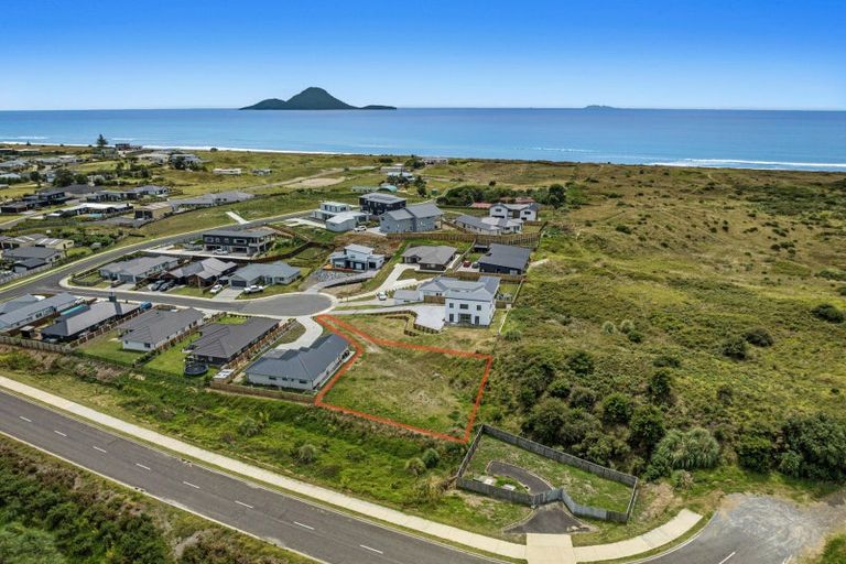 Photo of property in 12 Karanema Place, Coastlands, Whakatane, 3120