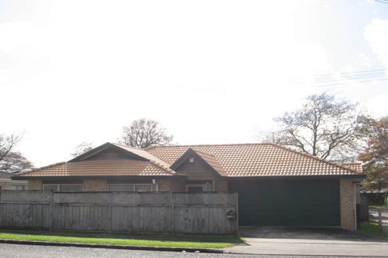 Photo of property in 2/75 Jellicoe Road, Manurewa, Auckland, 2102