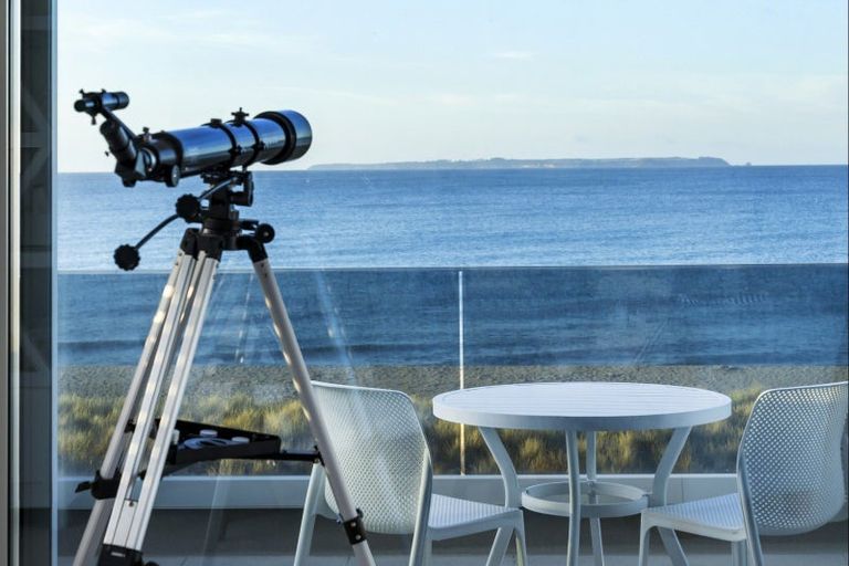 Photo of property in 85 Karewa Parade, Papamoa Beach, Papamoa, 3118