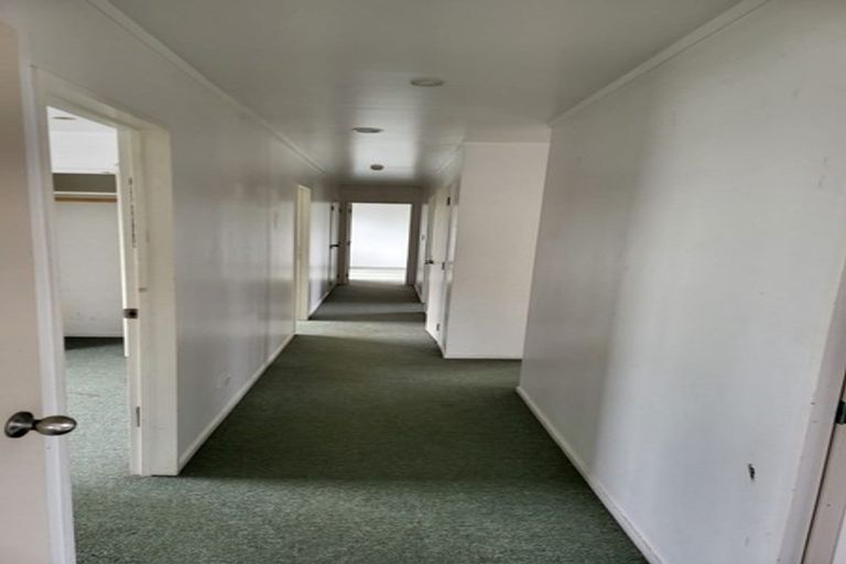 Photo of property in 3a Waterview Road West, Takanini, 2112