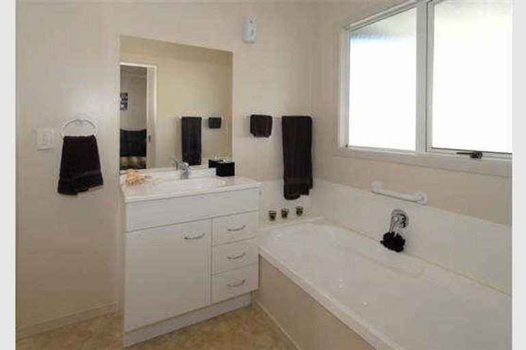 Photo of property in 16c Sunnyside Road, Nawton, Hamilton, 3200