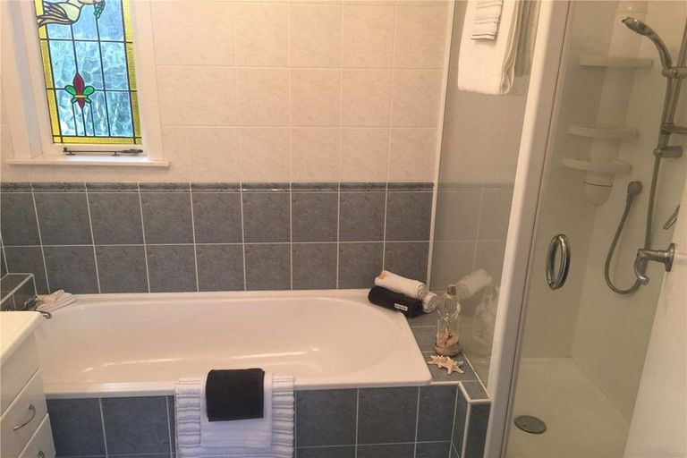 Photo of property in 37 Mountbatten Avenue, Hillcrest, Auckland, 0627