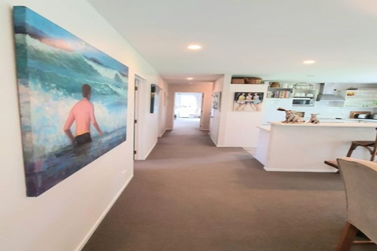 Photo of property in 12 Riverside Drive, Point Wells, 0986