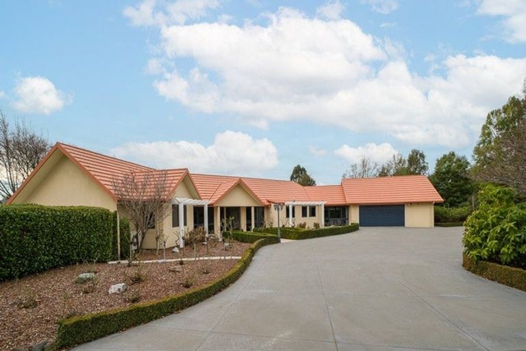 Photo of property in 55 Regent's Park Drive, Casebrook, Christchurch, 8051