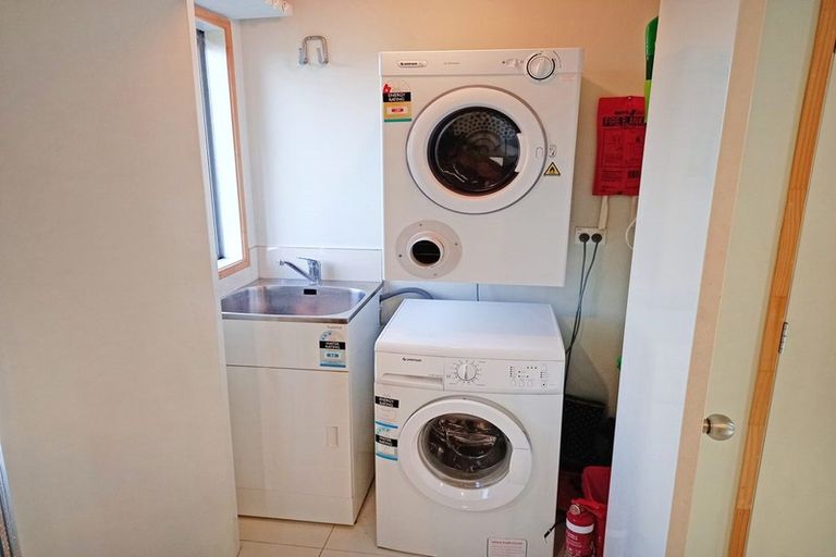 Photo of property in 64 North Crest Drive, Onerahi, Whangarei, 0110