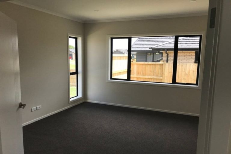 Photo of property in 16 Faber Place, Rototuna North, Hamilton, 3210