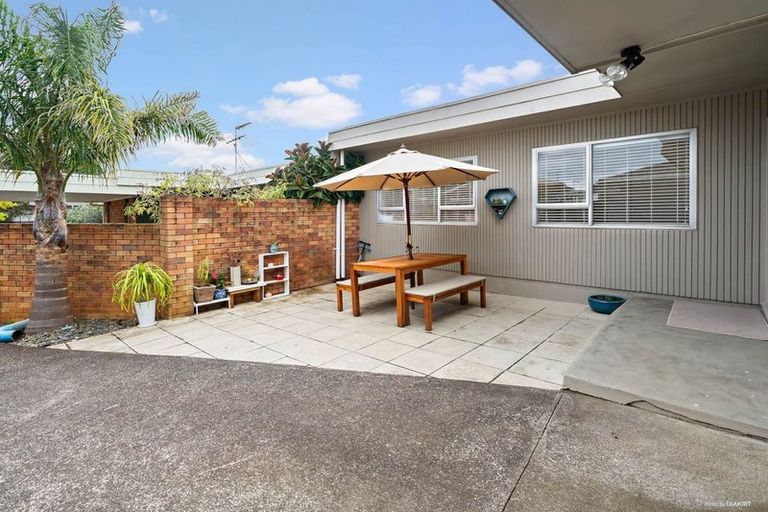 Photo of property in 2/37 Galvan Avenue, Sunnyhills, Auckland, 2010